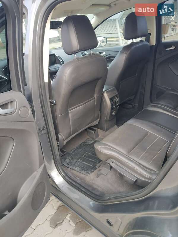 Внедорожник / Кроссовер Ford Escape 2013 в Иршаве