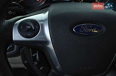 Позашляховик / Кросовер Ford Escape 2012 в Львові