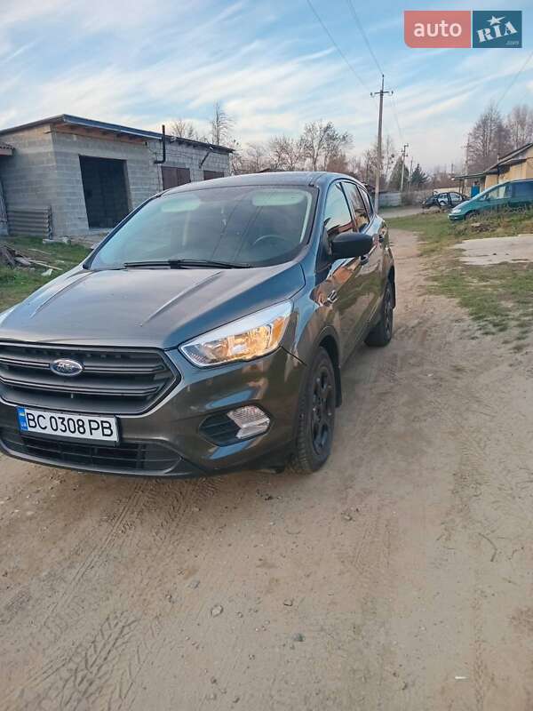 Внедорожник / Кроссовер Ford Escape 2016 в Львове