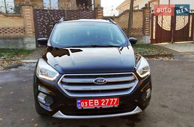 Позашляховик / Кросовер Ford Escape 2017 в Дубні