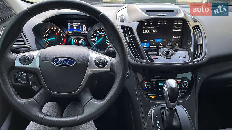 Внедорожник / Кроссовер Ford Escape 2015 в Львове
