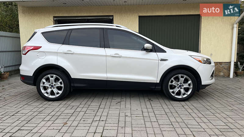 Внедорожник / Кроссовер Ford Escape 2015 в Львове