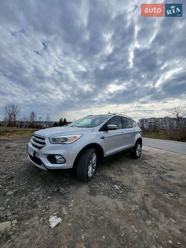 Позашляховик / Кросовер Ford Escape 2017 в Жмеринці