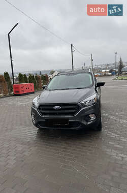 Позашляховик / Кросовер Ford Escape 2018 в Буську