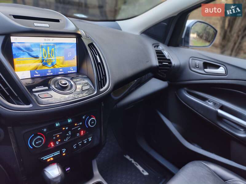 Позашляховик / Кросовер Ford Escape 2017 в Жмеринці
