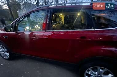 Внедорожник / Кроссовер Ford Escape 2013 в Стрые