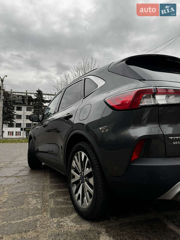 Позашляховик / Кросовер Ford Escape 2020 в Львові