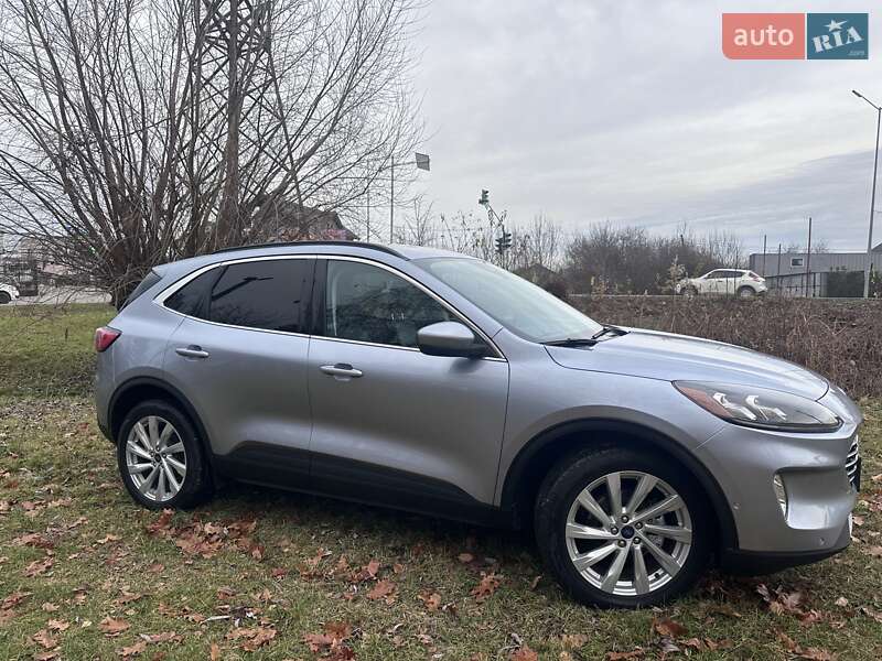 Внедорожник / Кроссовер Ford Escape 2022 в Ивано-Франковске