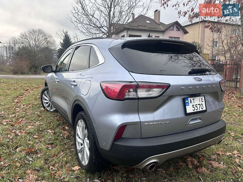 Внедорожник / Кроссовер Ford Escape 2022 в Ивано-Франковске