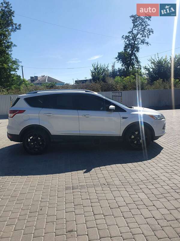 Внедорожник / Кроссовер Ford Escape 2013 в Староконстантинове