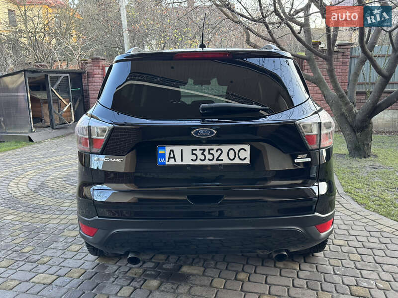 Внедорожник / Кроссовер Ford Escape 2016 в Львове