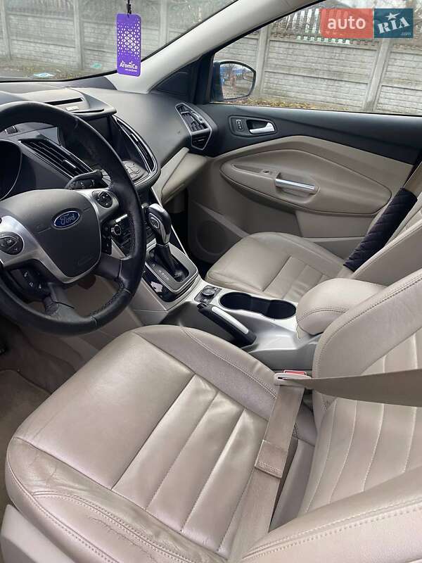 Внедорожник / Кроссовер Ford Escape 2013 в Остроге фото 10 Внедорожник / Кроссовер Ford Escape 2013 в Остроге