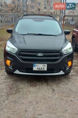 Внедорожник / Кроссовер Ford Escape 2015 в Дмитровке