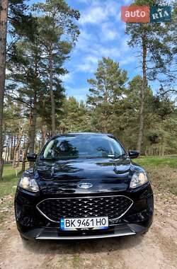 Позашляховик / Кросовер Ford Escape 2020 в Львові