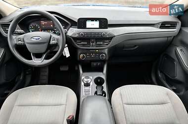 Внедорожник / Кроссовер Ford Escape 2020 в 