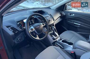 Внедорожник / Кроссовер Ford Escape 2016 в Дубно