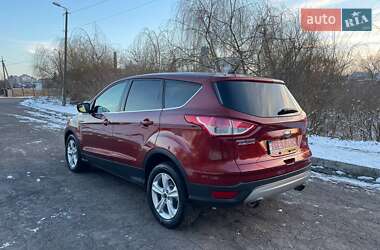 Внедорожник / Кроссовер Ford Escape 2016 в Дубно