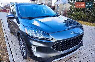 Позашляховик / Кросовер Ford Escape 2020 в Косові