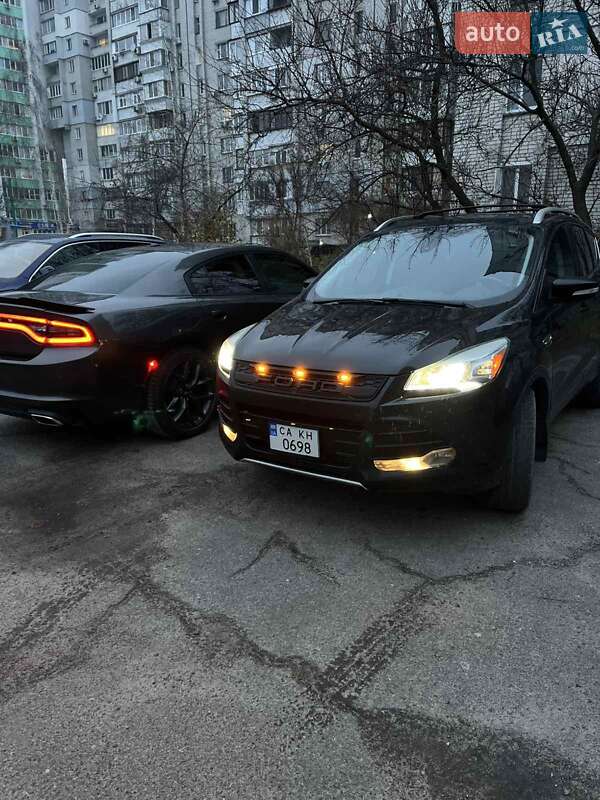 Внедорожник / Кроссовер Ford Escape 2015 в Черкассах