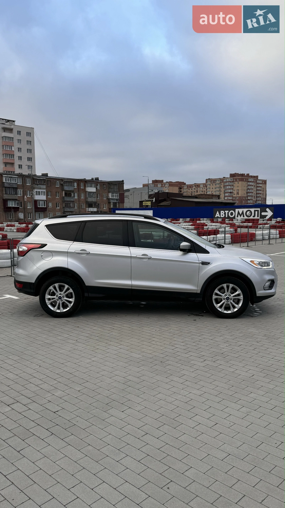 2017 Ford Escape - мініатюра 3