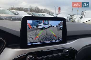 Внедорожник / Кроссовер Ford Escape 2022 в 