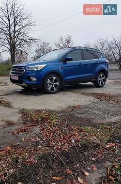 Позашляховик / Кросовер Ford Escape 2017 в Снігурівці