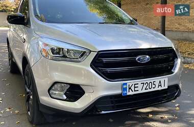 Позашляховик / Кросовер Ford Escape 2019 в Дніпрі