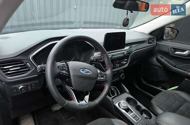 Внедорожник / Кроссовер Ford Escape 2021 в 