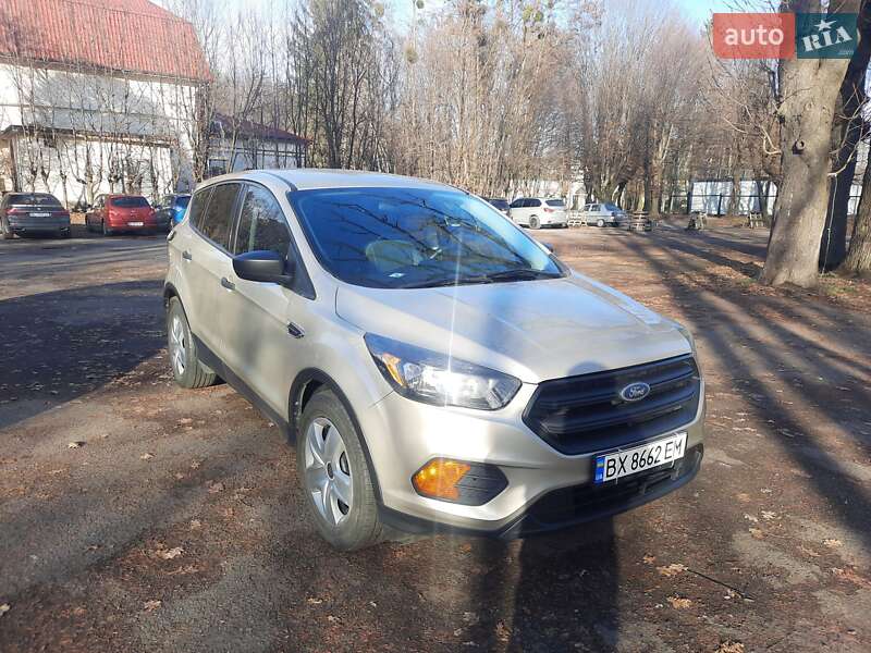 Позашляховик / Кросовер Ford Escape 2018 в Львові