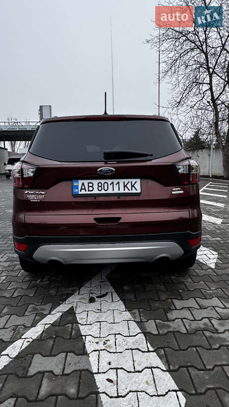 Внедорожник / Кроссовер Ford Escape 2017 в Виннице
