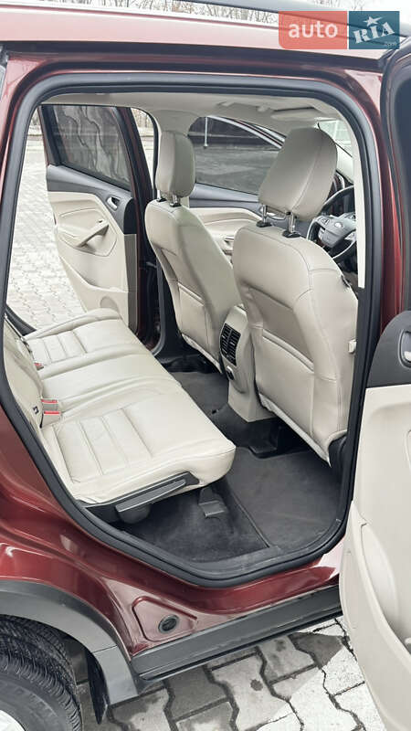 Внедорожник / Кроссовер Ford Escape 2017 в Виннице