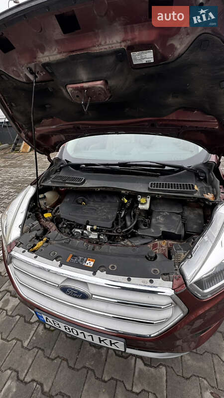 Внедорожник / Кроссовер Ford Escape 2017 в Виннице