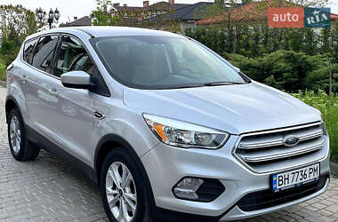 Внедорожник / Кроссовер Ford Escape 2017 в 