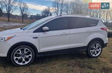 Внедорожник / Кроссовер Ford Escape 2014 в Рогатине