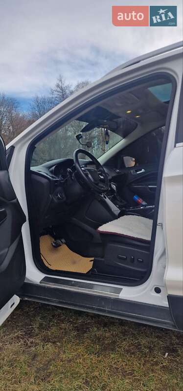 Внедорожник / Кроссовер Ford Escape 2014 в Рогатине