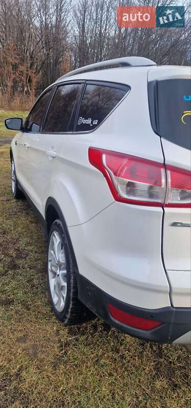 Внедорожник / Кроссовер Ford Escape 2014 в Рогатине