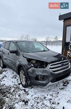 Позашляховик / Кросовер Ford Escape 2017 в Львові