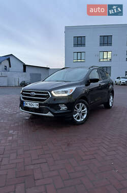 Внедорожник / Кроссовер Ford Escape 2018 в Ровно