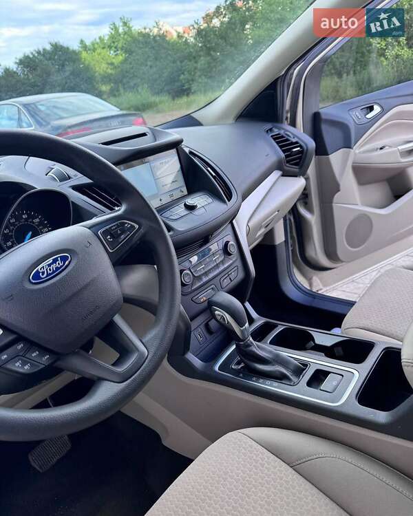 Внедорожник / Кроссовер Ford Escape 2018 в Львове фото 8 Внедорожник / Кроссовер Ford Escape 2018 в Львове