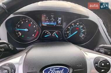 Позашляховик / Кросовер Ford Escape 2014 в Дубні