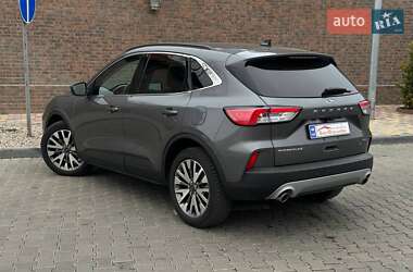 Внедорожник / Кроссовер Ford Escape 2022 в 