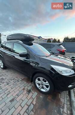 Внедорожник / Кроссовер Ford Escape 2015 в 