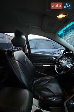 Внедорожник / Кроссовер Ford Escape 2015 в Белой Церкви