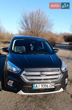 Позашляховик / Кросовер Ford Escape 2017 в Миронівці