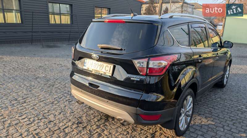 Внедорожник / Кроссовер Ford Escape 2017 в Коростышеве