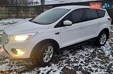 Позашляховик / Кросовер Ford Escape 2016 в Макарові