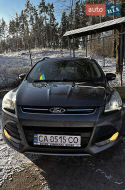 Внедорожник / Кроссовер Ford Escape 2014 в 