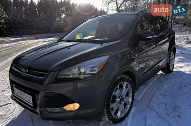 Внедорожник / Кроссовер Ford Escape 2014 в 