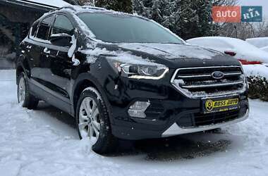 Внедорожник / Кроссовер Ford Escape 2017 в Львове