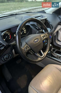 Позашляховик / Кросовер Ford Escape 2016 в Києві